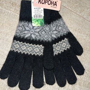 Black and Gray Patterned Gloves bamboo and wool mix